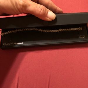 Stunning 1/4 Carat diamond sterling silver tennis